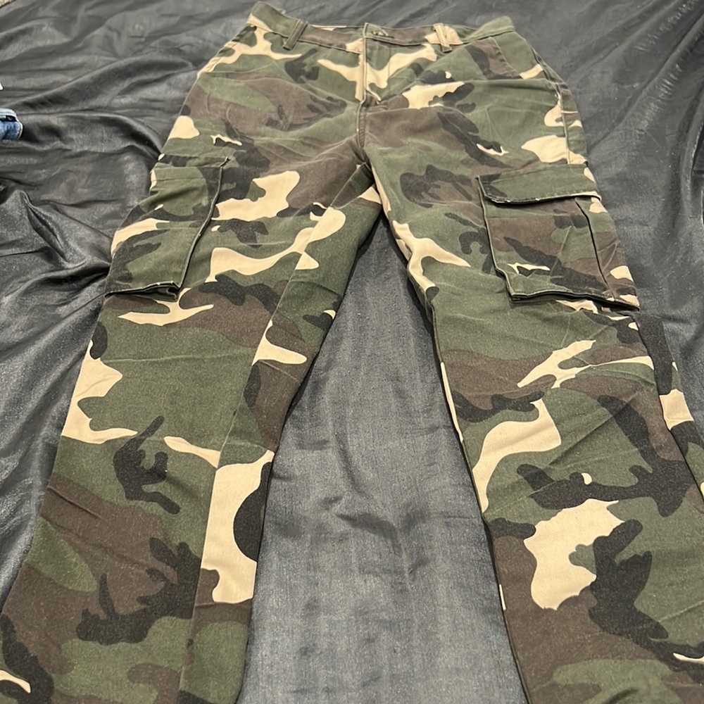Naked wardrobe cargo army pants high waisted